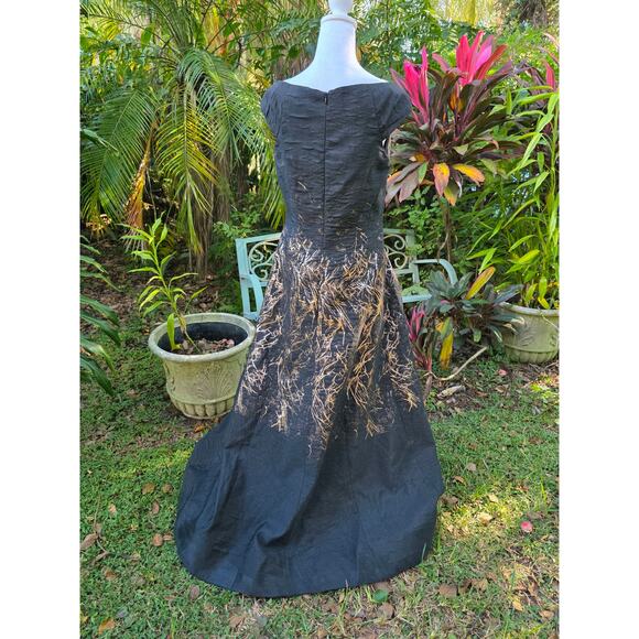 Rickie Freeman for Teri Jon Formal Dress Size 8 Black & Gold - Picture 6 of 11